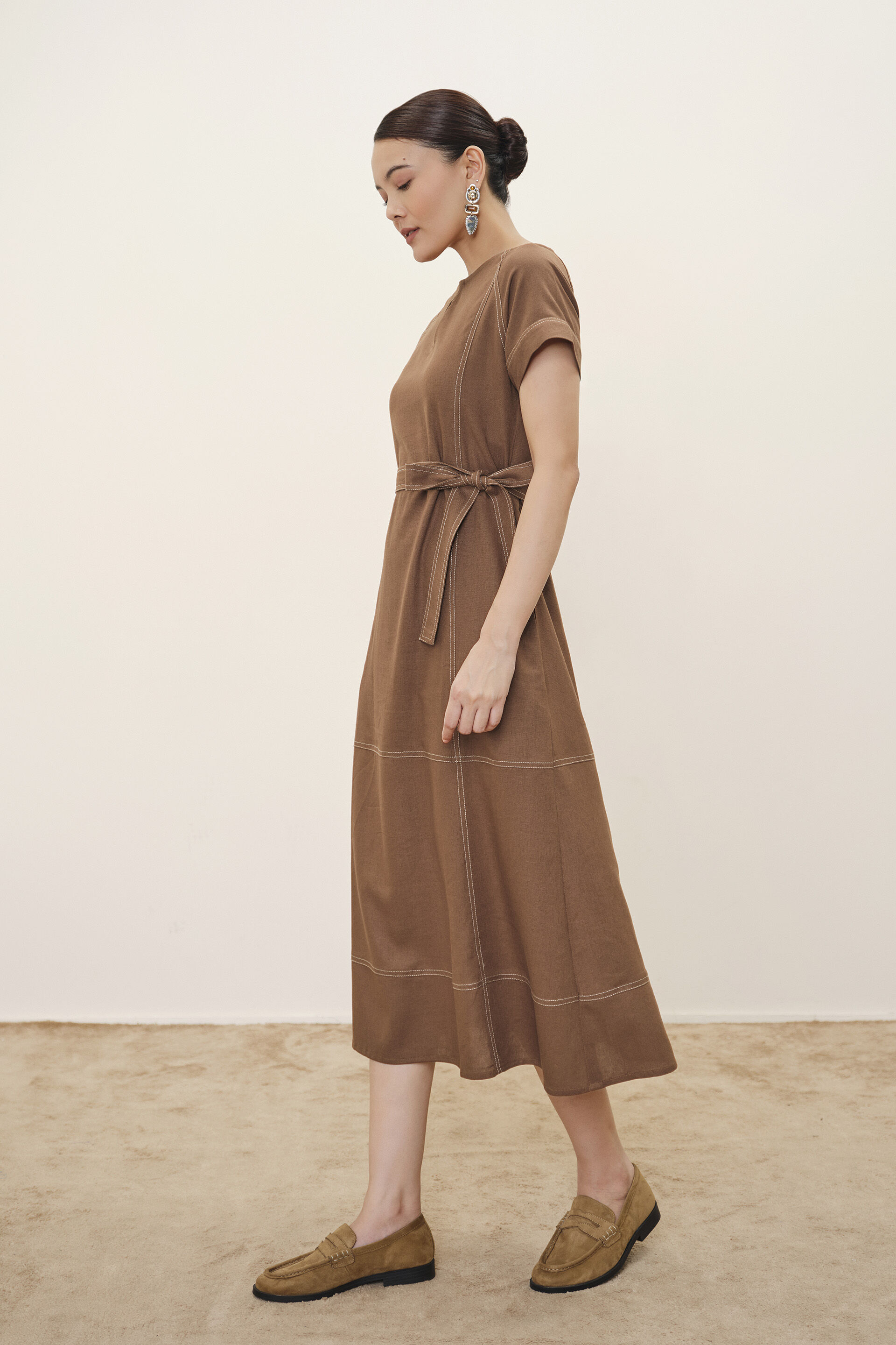 The Classic Brown Dress, Brown, image 4